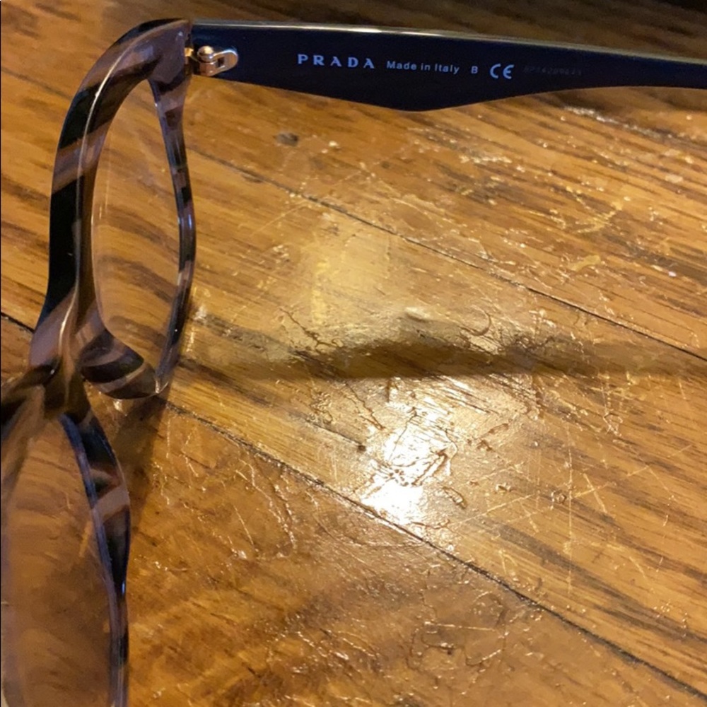 Prada Frames - image 3